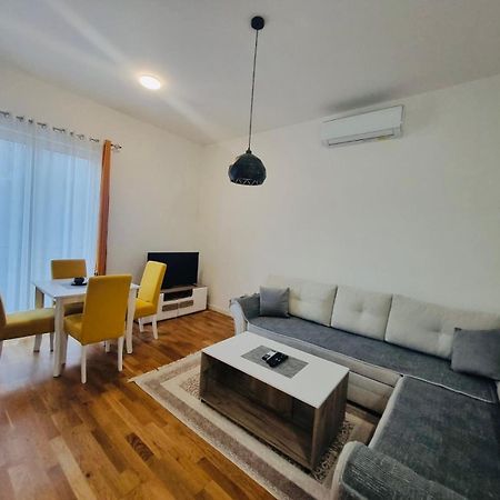 Apartment Dora Cetinje Dış mekan fotoğraf