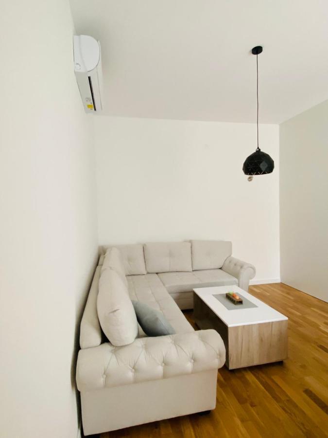 Apartment Dora Cetinje Dış mekan fotoğraf